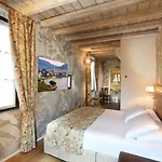 招待所 Suites&atelier 4*