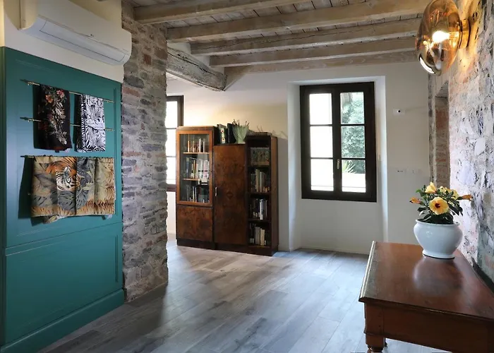 Suites&atelier بيت ضيافة كومو