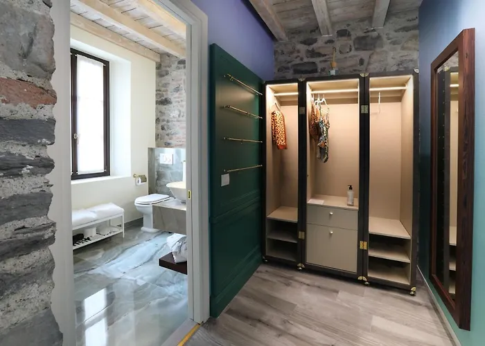 Suites&atelier بيت ضيافة 4*