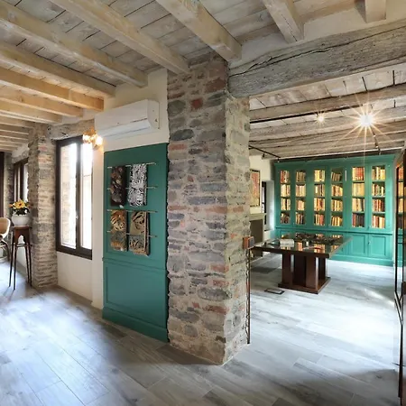 Suites&atelier Vendégház Como