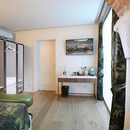 Guest house Suites&atelier *